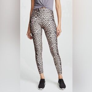 Onzie High Rise Leggings, Leopard, Size S/M 6-8, Gently Used, No signs of wear